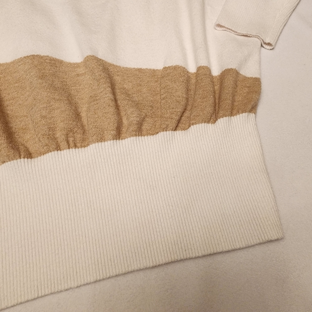 Colorblock Crew Neck Sweater - Picture 9 of 10
